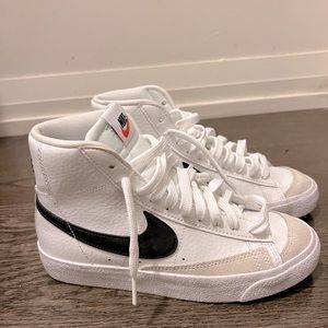 Nike Blazer Mid '77